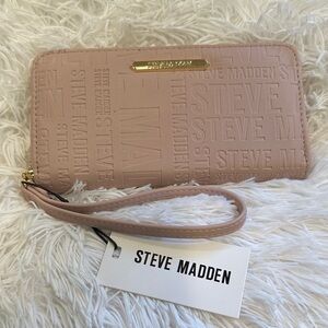 Steve Madden Pink Embossed Wristlet